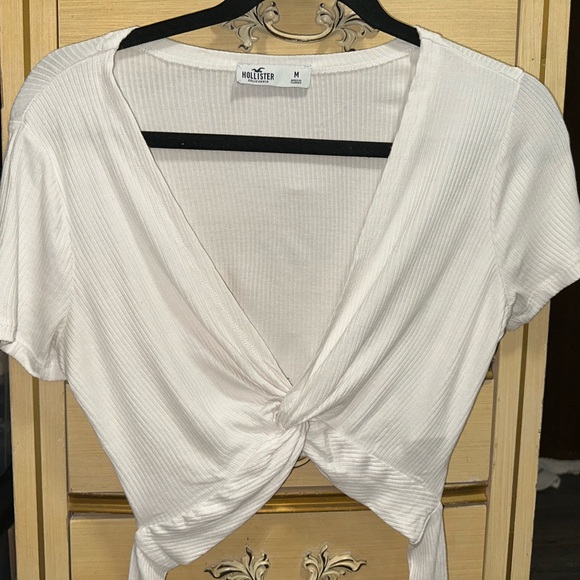 Hollister Co. Women's White Ribbed Wrap Around Tie Crop Top Size Medium - Picture 2 of 8